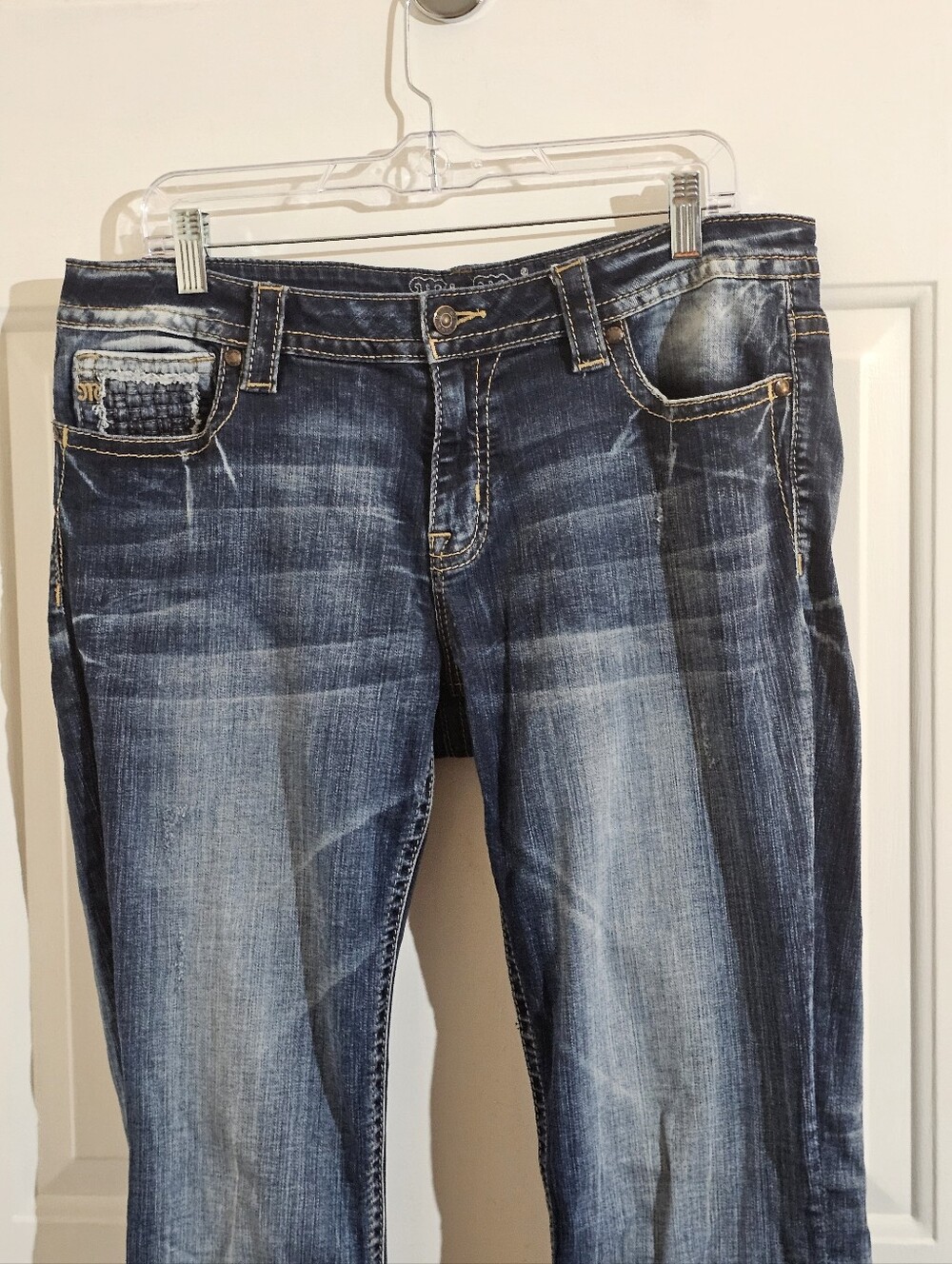 Miss Me Women’s Blue Washed Embroidered Pocket Jeans - Picture 8 of 10